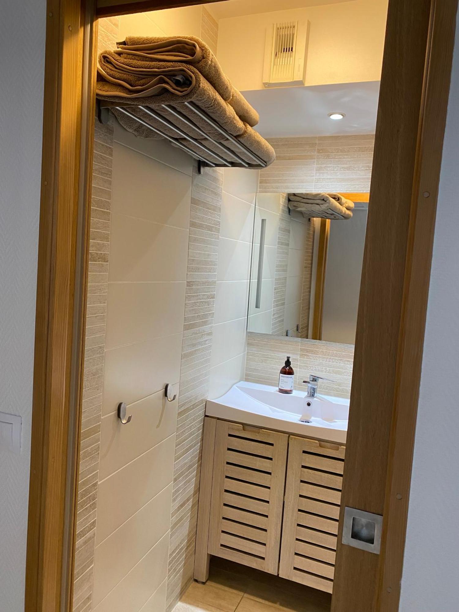 Cosy Apartment In La Defense كوربوفوا المظهر الخارجي الصورة